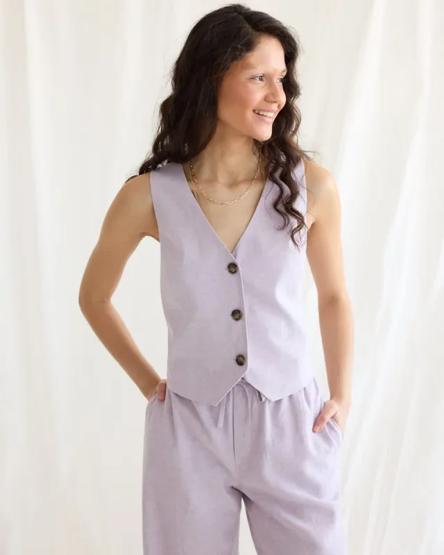 Sleeveless Linen Suit Vest sold by Reitmans