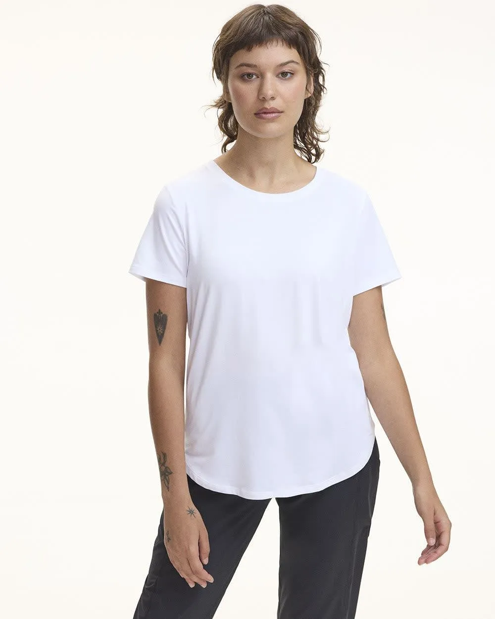 Short-Sleeve Crew-Neck Tee - Dry Lux Hyba Essentials sold by Reitmans product image thumbnail 3
