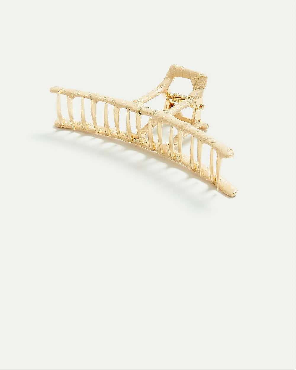 Straw Claw Clip sold by Reitmans