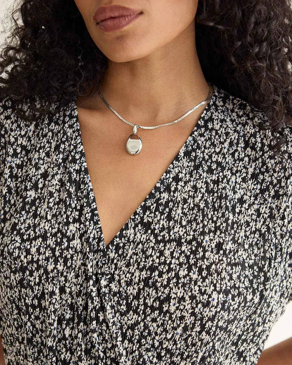 Snake Chain with Pendant sold by Reitmans product image thumbnail 4