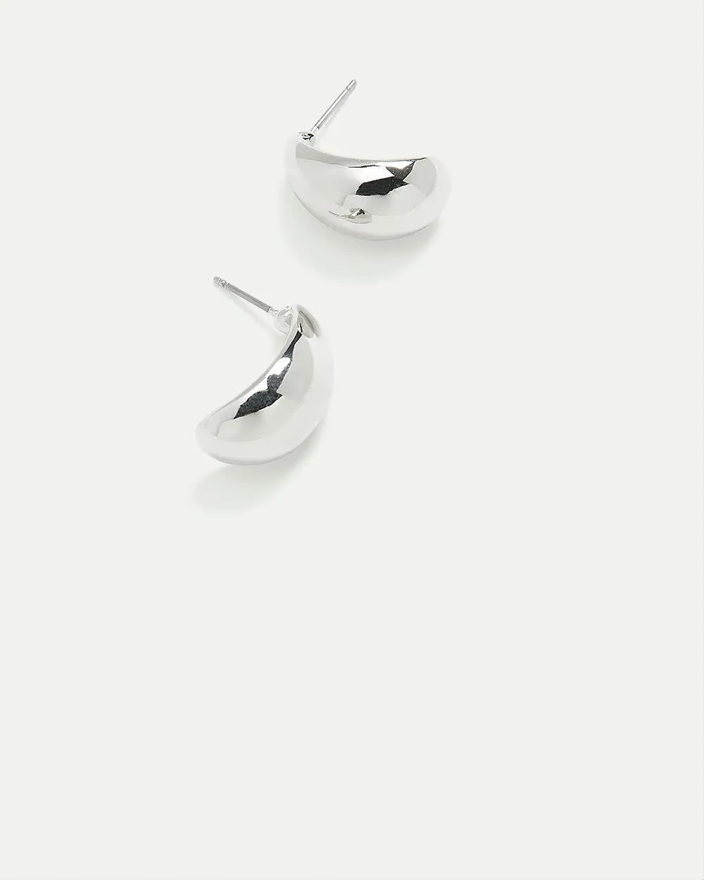 Small Curved Hoops sold by Reitmans
