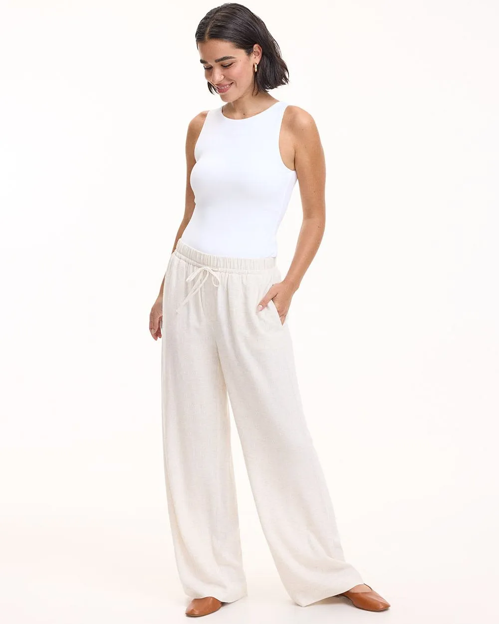 Wide-Leg Linen-Blend Pant - Petite sold by Reitmans product image thumbnail 3