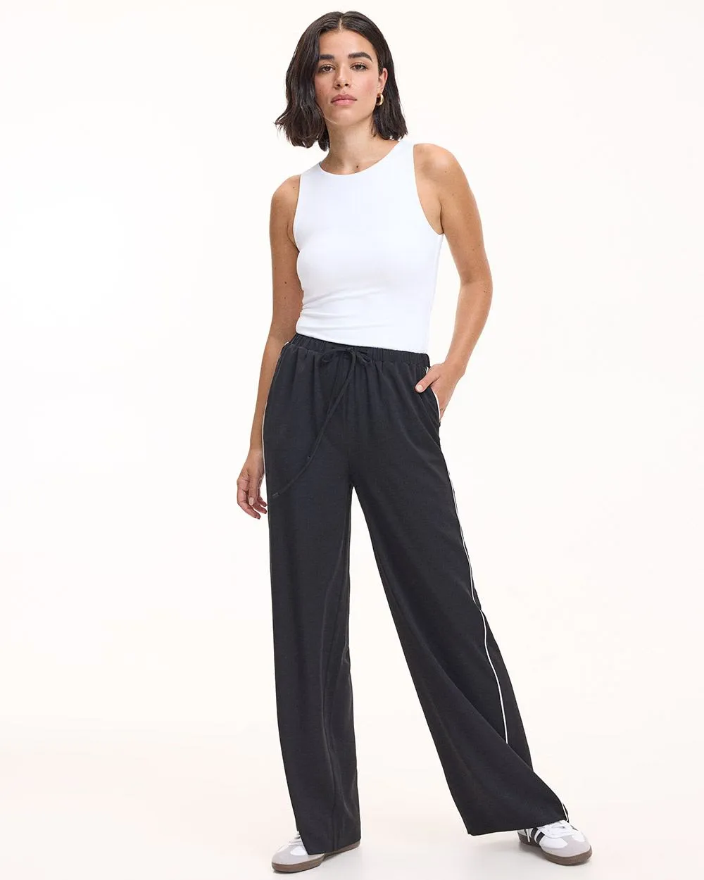 Wide-Leg Pull-On High-Rise Pant - Petite sold by Reitmans product image thumbnail 3