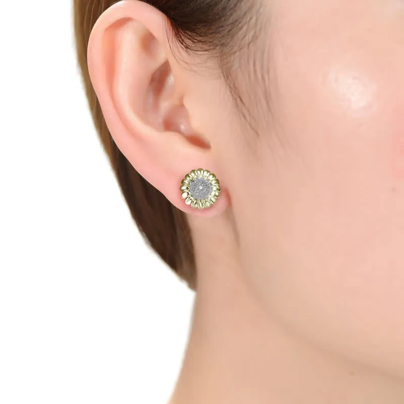 Genevive Sterling Silver with Clear Round Cubic Zirconia Stud Earrings sold by Reitmans product image thumbnail 3