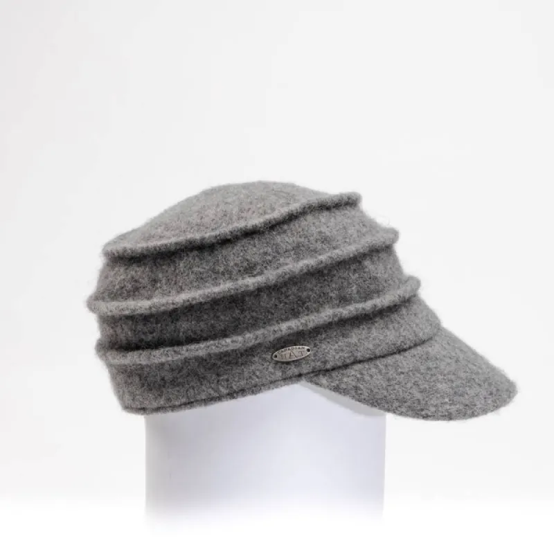 Canadian Hat 1918 - Cariana-Pleated Wool Cap sold by Reitmans