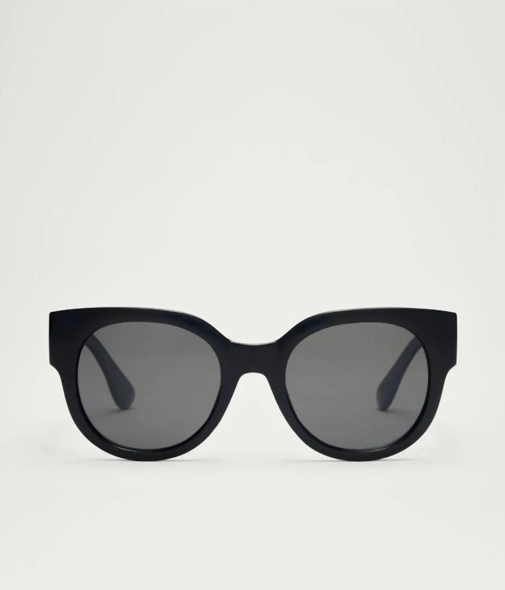 Z Supply - Lunch Date Sunglasses sold by Reitmans product image thumbnail 2