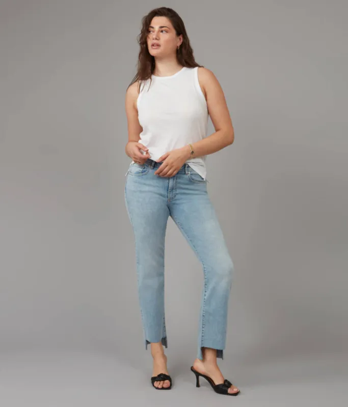 Lola Jeans JASPER-TD Mid Rise Straight Jeans sold by Reitmans