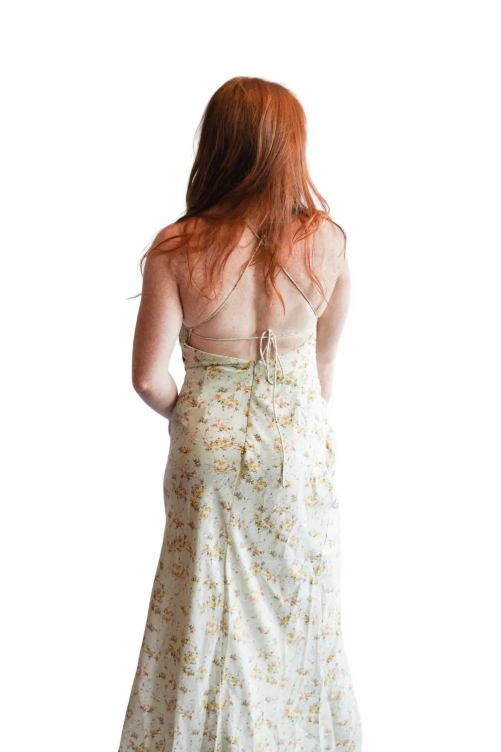MABLE - Floral Halter Ruched Midi Dress sold by Reitmans product image thumbnail 4