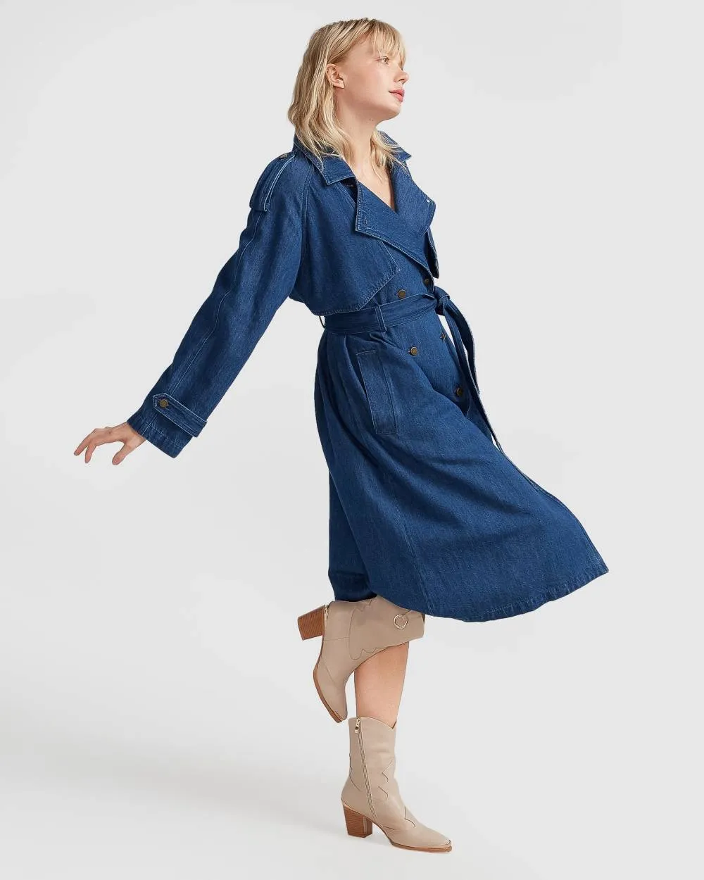 Belle & Bloom Wild Skies Denim Trench sold by Reitmans product image thumbnail 4