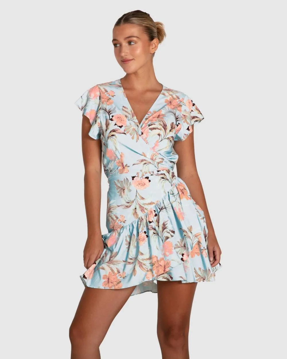 Belle & Bloom Love Shack Mini Wrap Dress sold by Reitmans product image thumbnail 4