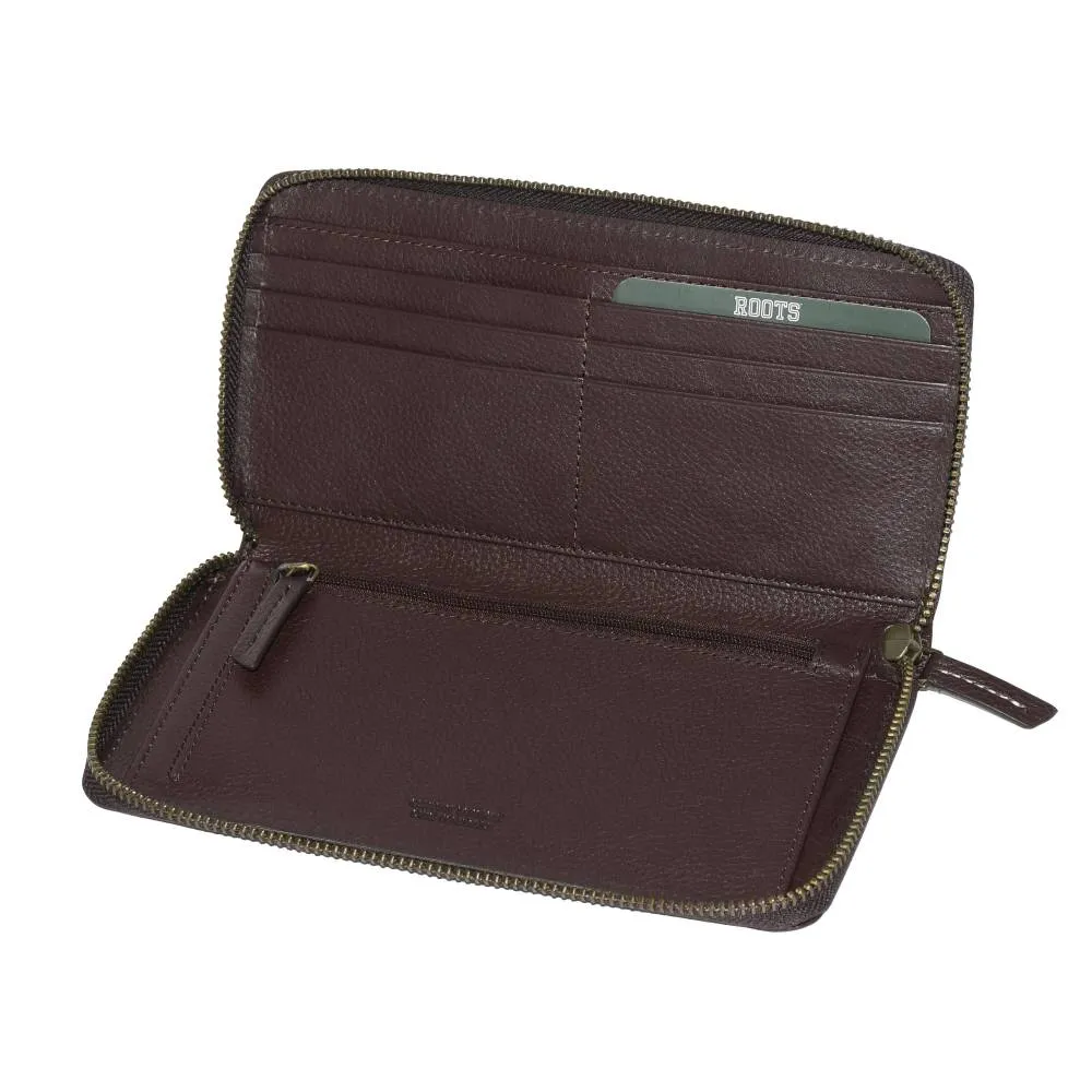 Roots Ladies' Slim Zipper Round Wallet sold by Reitmans product image thumbnail 4