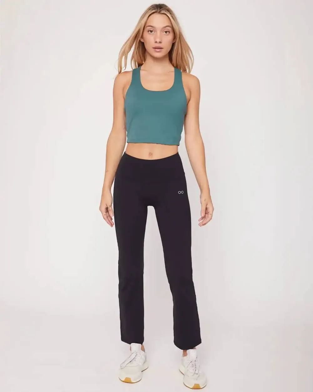 Rebody - Lexi Bootcut Cloudlux Leggings 25.5" sold by Reitmans product image thumbnail 3