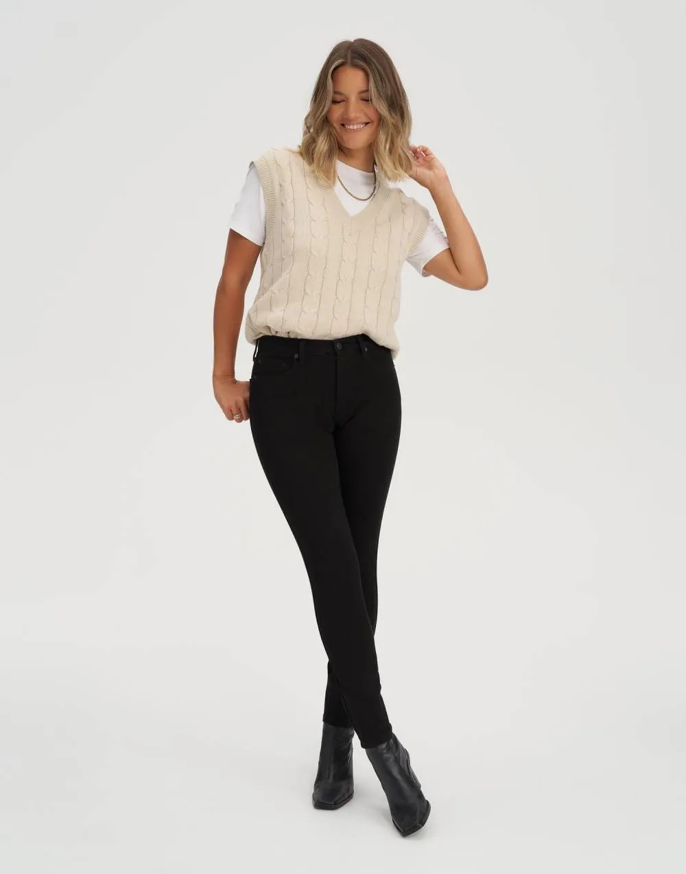 Yoga Jeans- Mid Rise Skinny sold by Reitmans