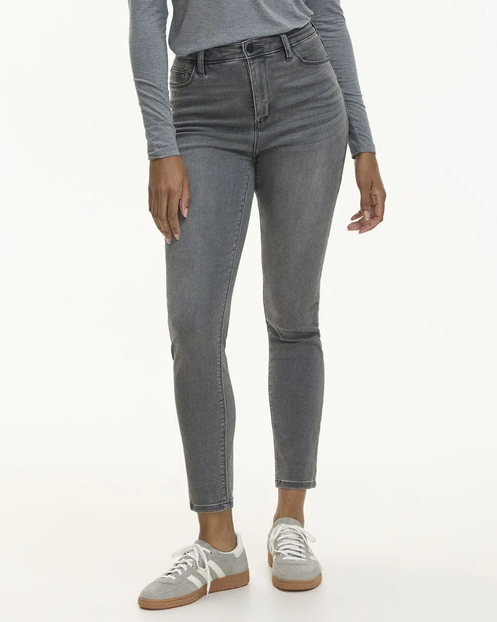 Skinny-Leg High-Rise Jean - The Signature (R) - Petite sold by Reitmans