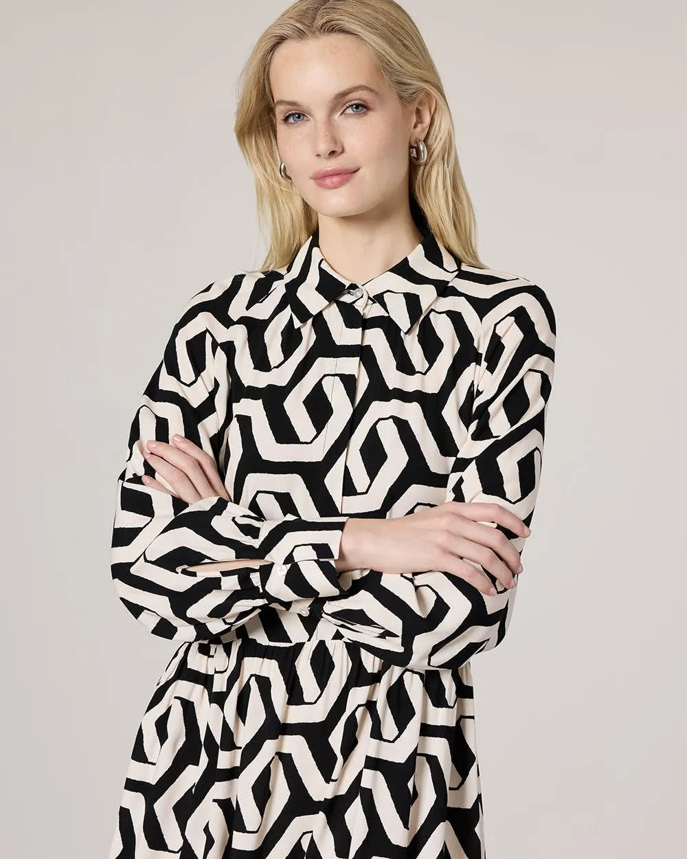 Long-Sleeve Buttoned-Down Shift Dress with Shirt Collar sold by Reitmans product image thumbnail 4