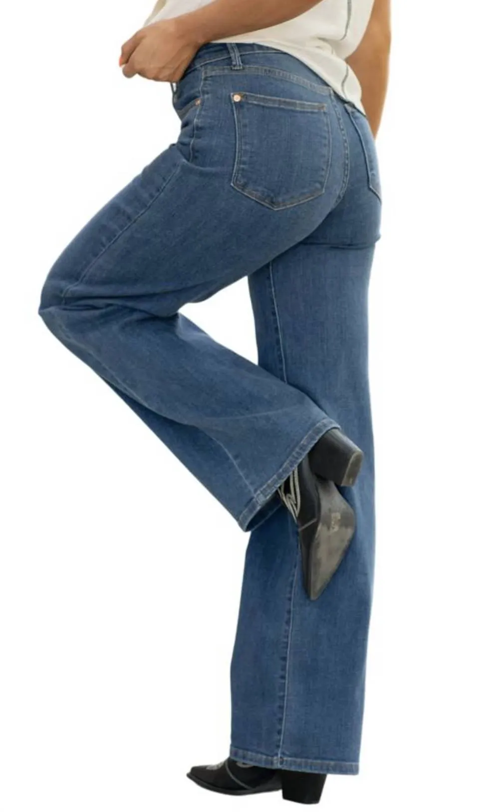 Judy Blue - Classic Wide Leg Bootcut Jeans sold by Reitmans product image thumbnail 2