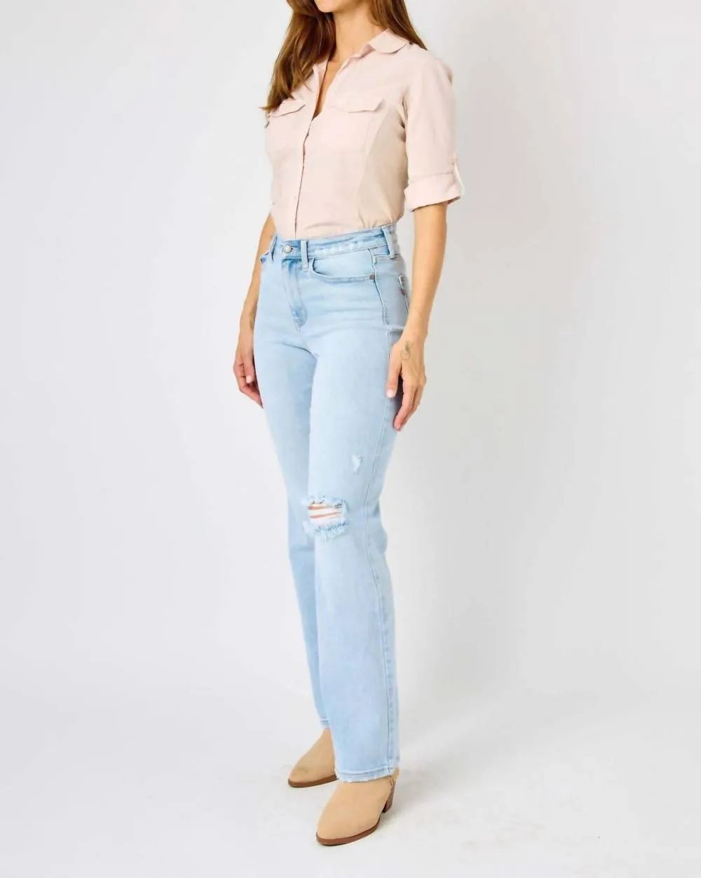 Judy Blue - Destroy & Back Ripped 90's Straight Leg Jeans sold by Reitmans product image thumbnail 2