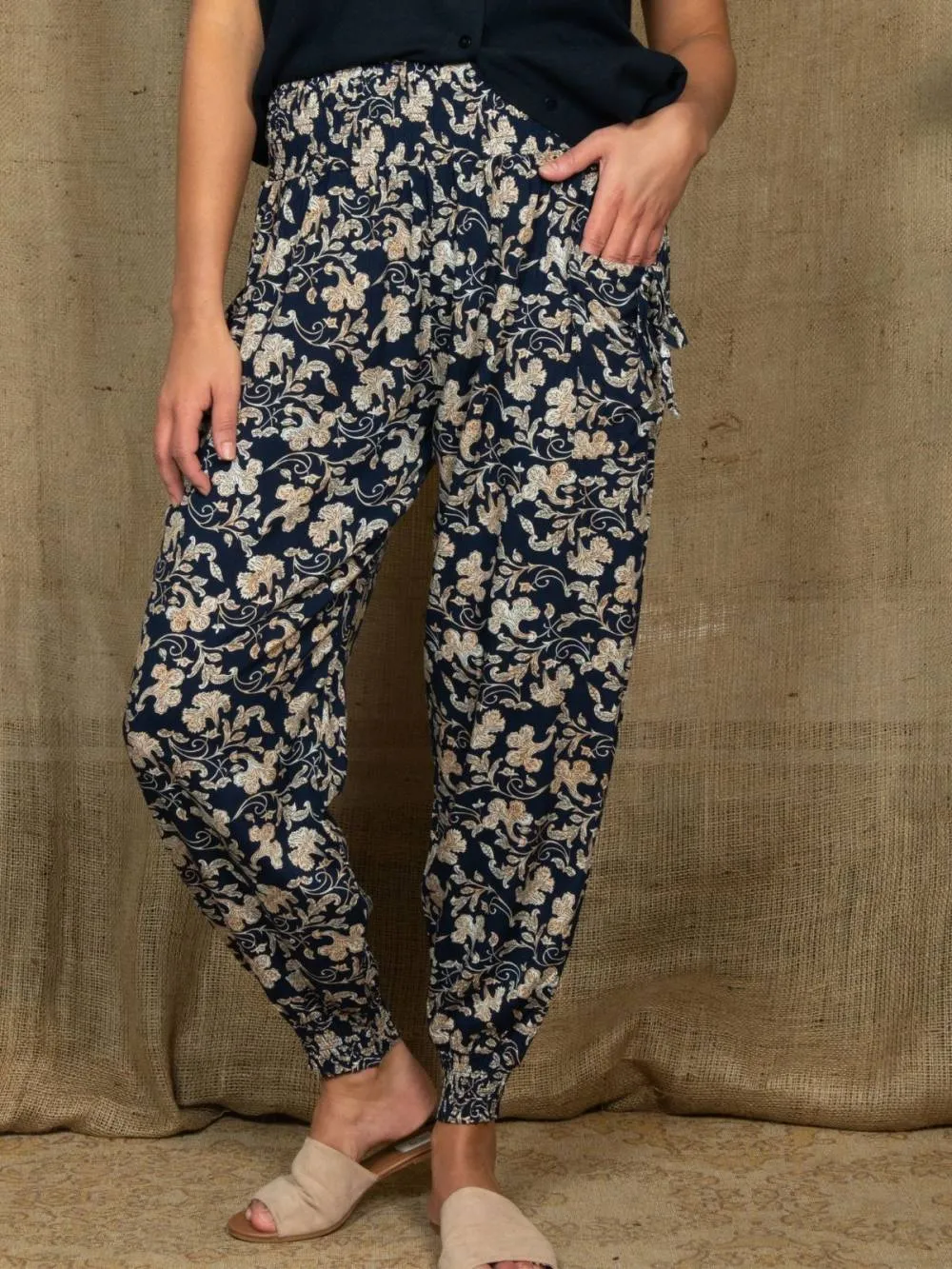 Annick - Edna Pants Harem Boho Smocked Waist sold by Reitmans product image thumbnail 2