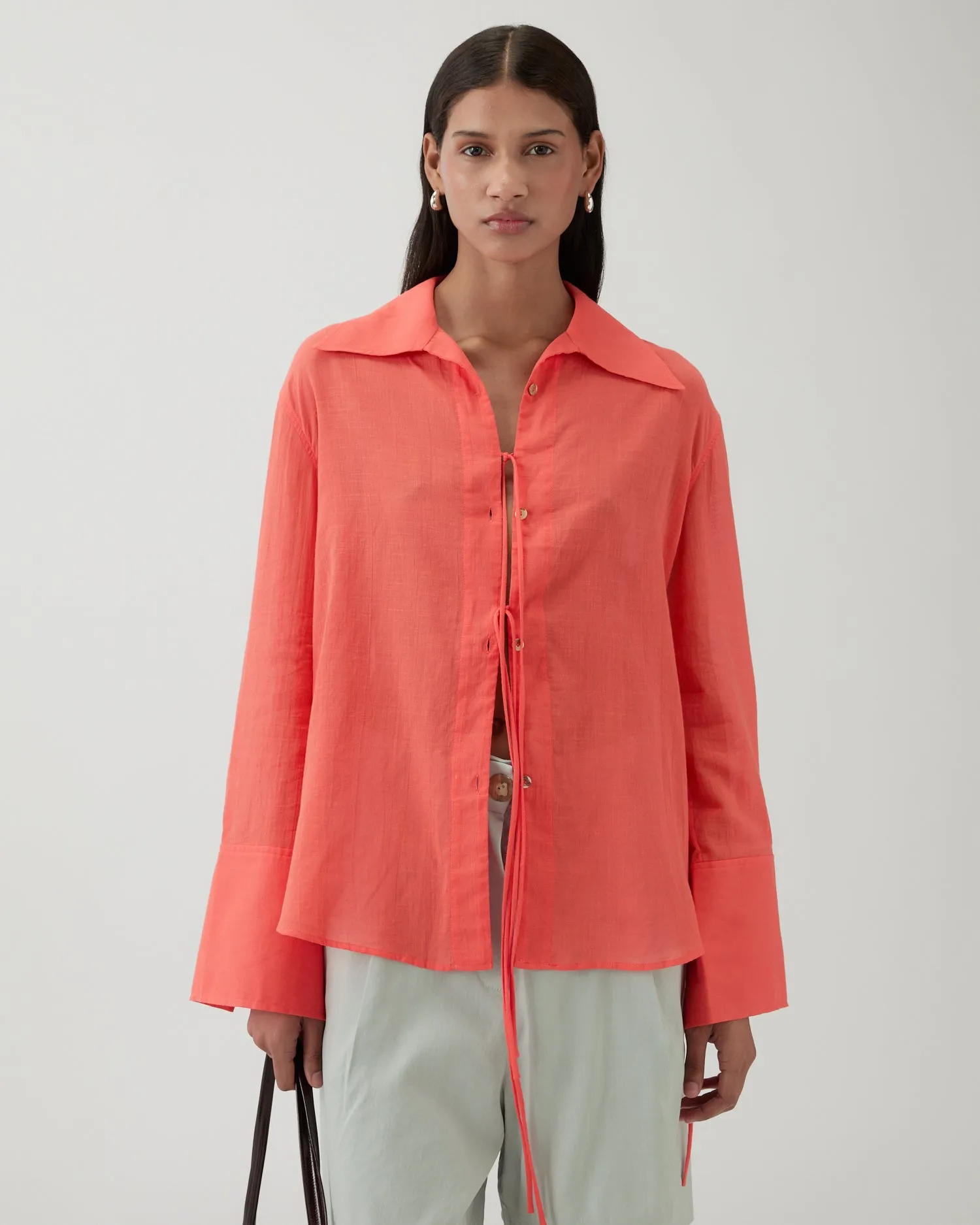 Saskia Shirt Cotton Coral sold by Rejina Pyo product image thumbnail 3