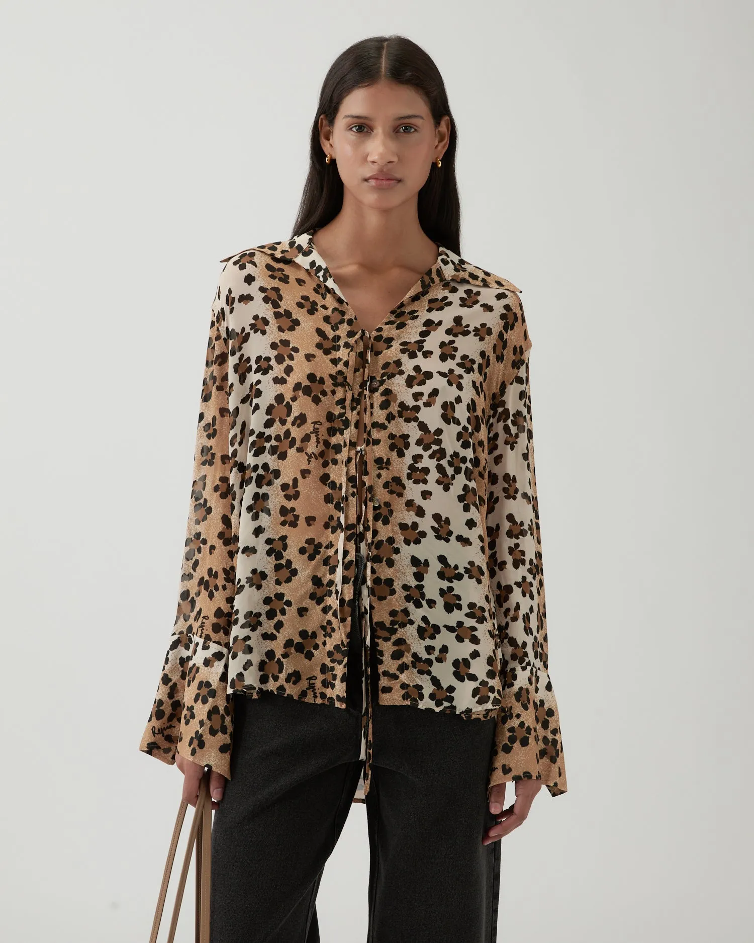 Saskia Shirt Viscose Chiffon Print Beige sold by Rejina Pyo product image thumbnail 2