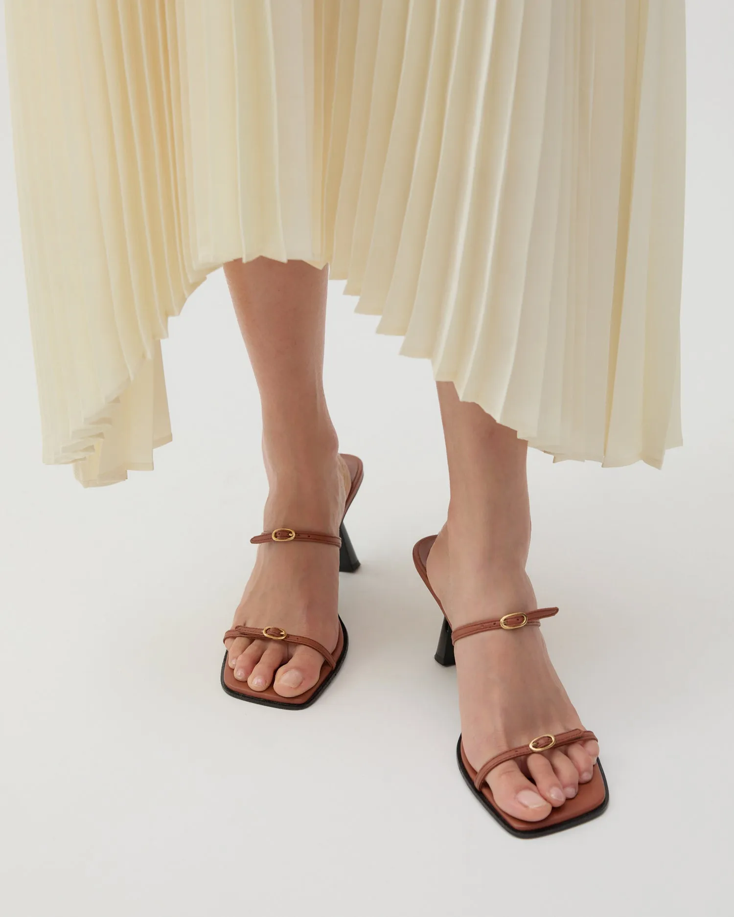 Avery Sandals Leather Nappa Tan sold by Rejina Pyo product image thumbnail 2