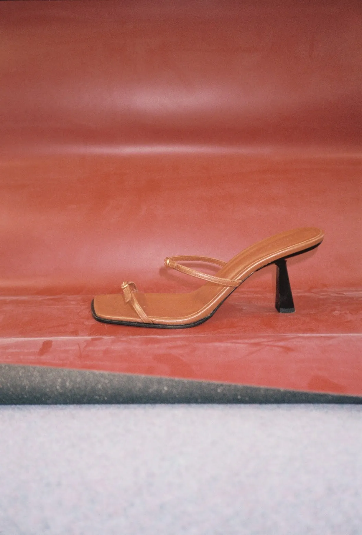 Avery Sandals Leather Nappa Tan sold by Rejina Pyo product image thumbnail 3