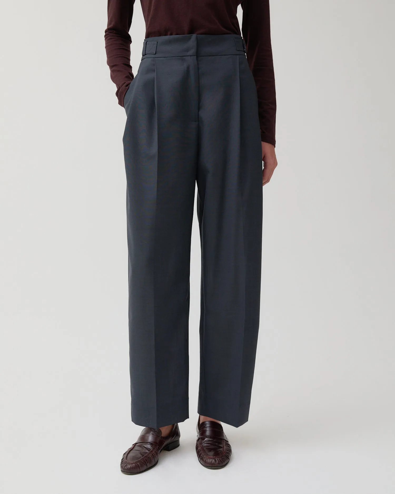 Eunah Trousers Wool Blend Suiting Slate sold by Rejina Pyo product image thumbnail 2