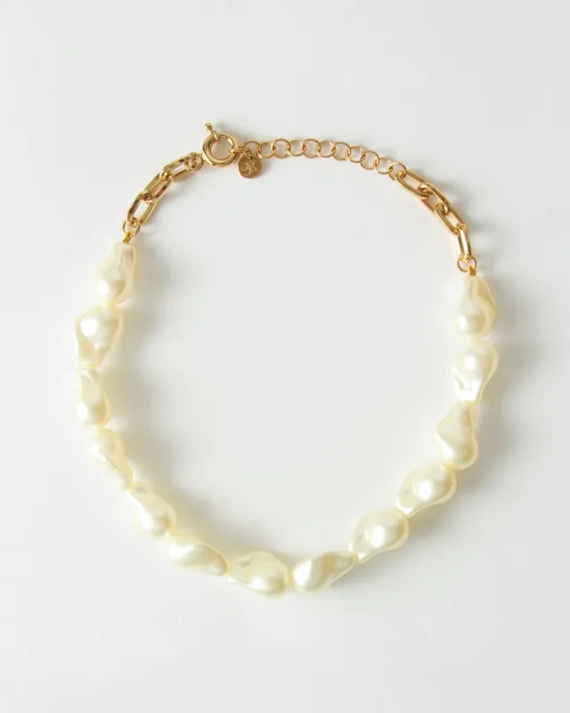 Chain Choker Glass Pearl Gold made by Rejina Pyo