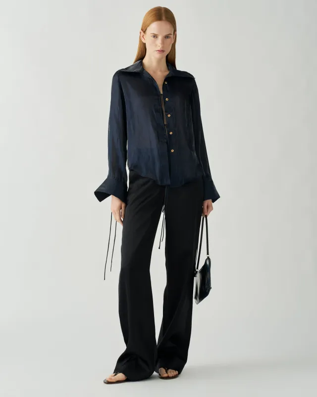 Saskia Shirt Iridescent Chiffon Midnight made by Rejina Pyo