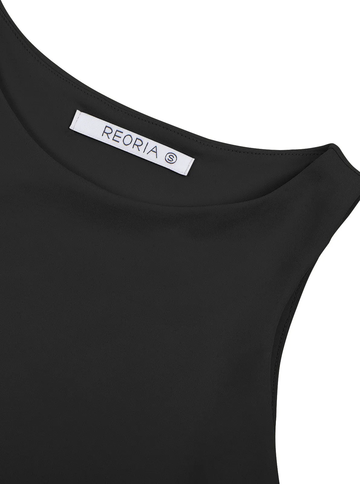 Fashionista’s Dream Crop Top-Black sold by ReoRia product image thumbnail 5