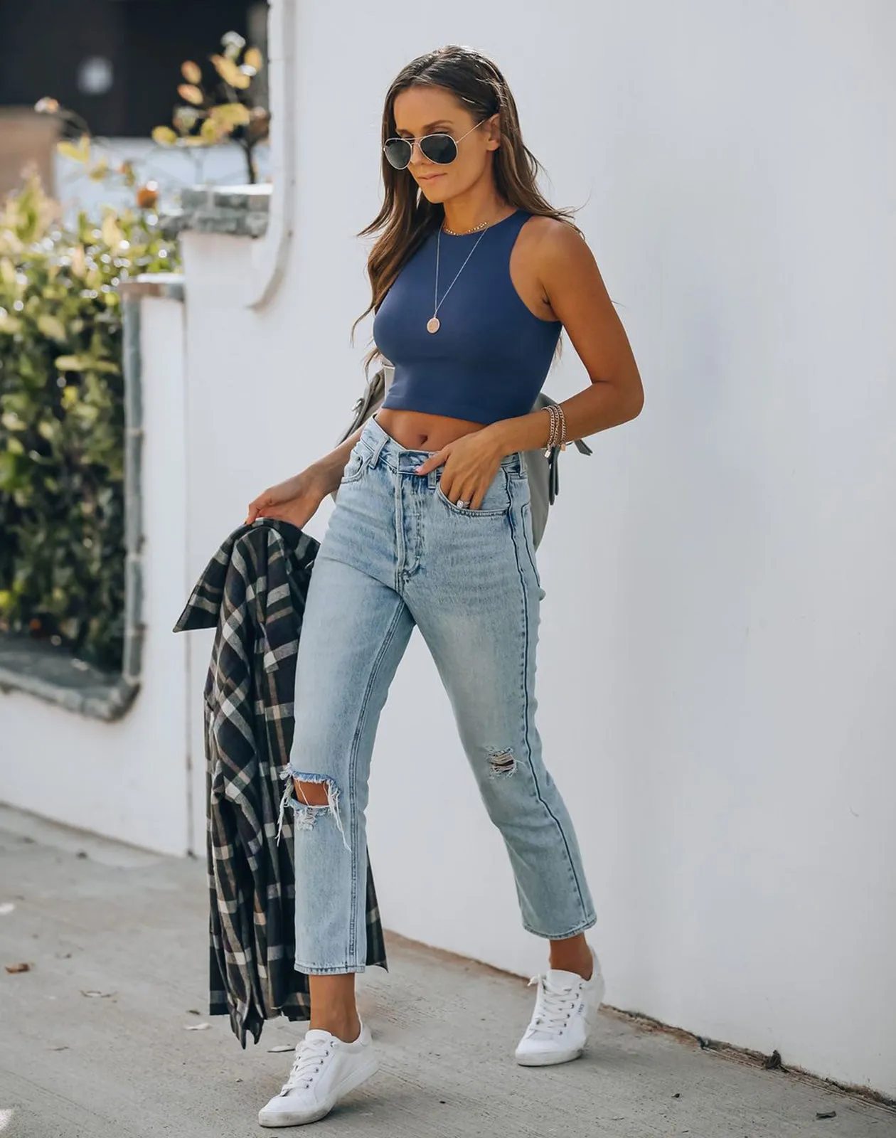 Fashionista’s Dream Crop Top-Deep Blue sold by ReoRia product image thumbnail 4