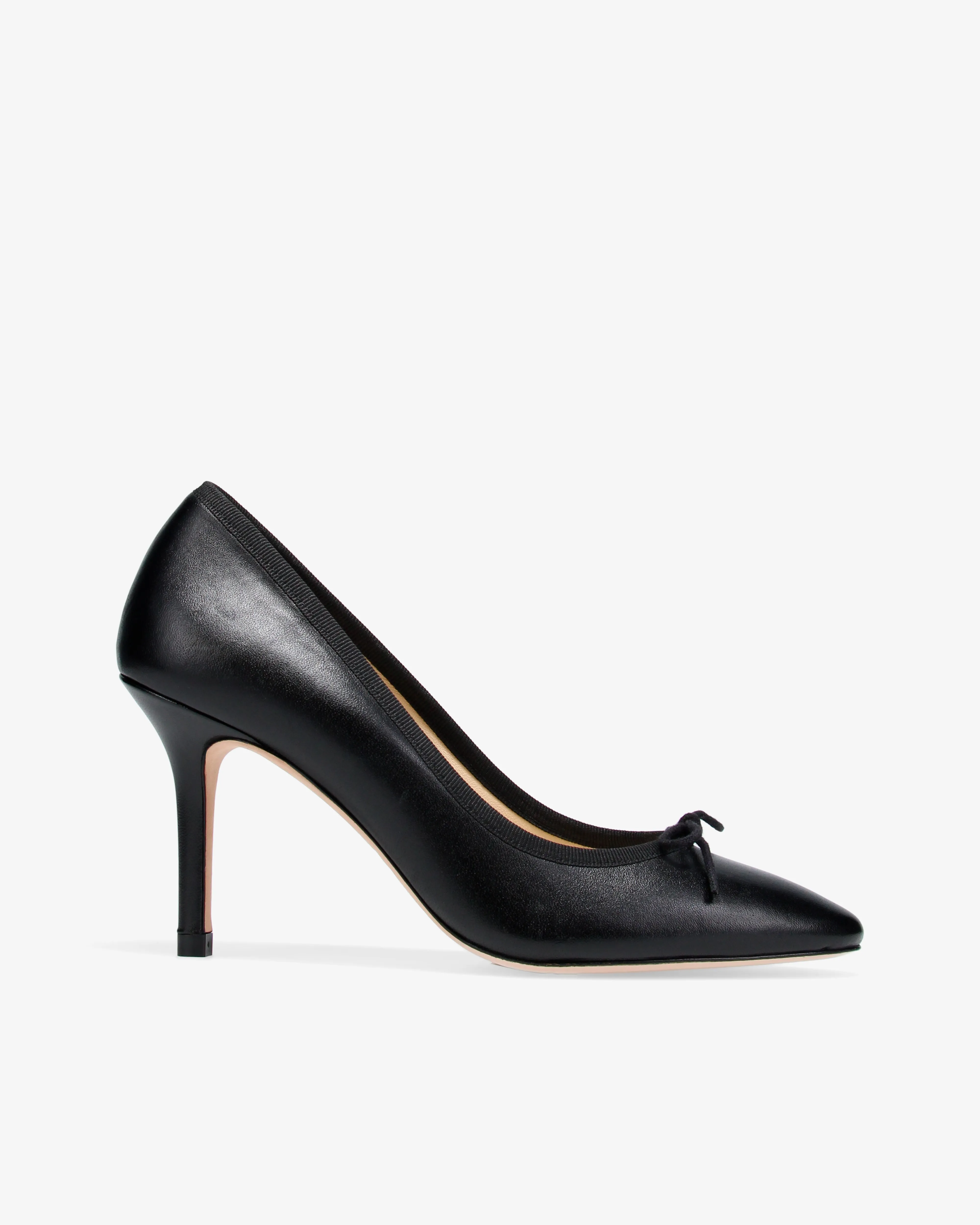Escarpins Cendrillon sold by Repetto