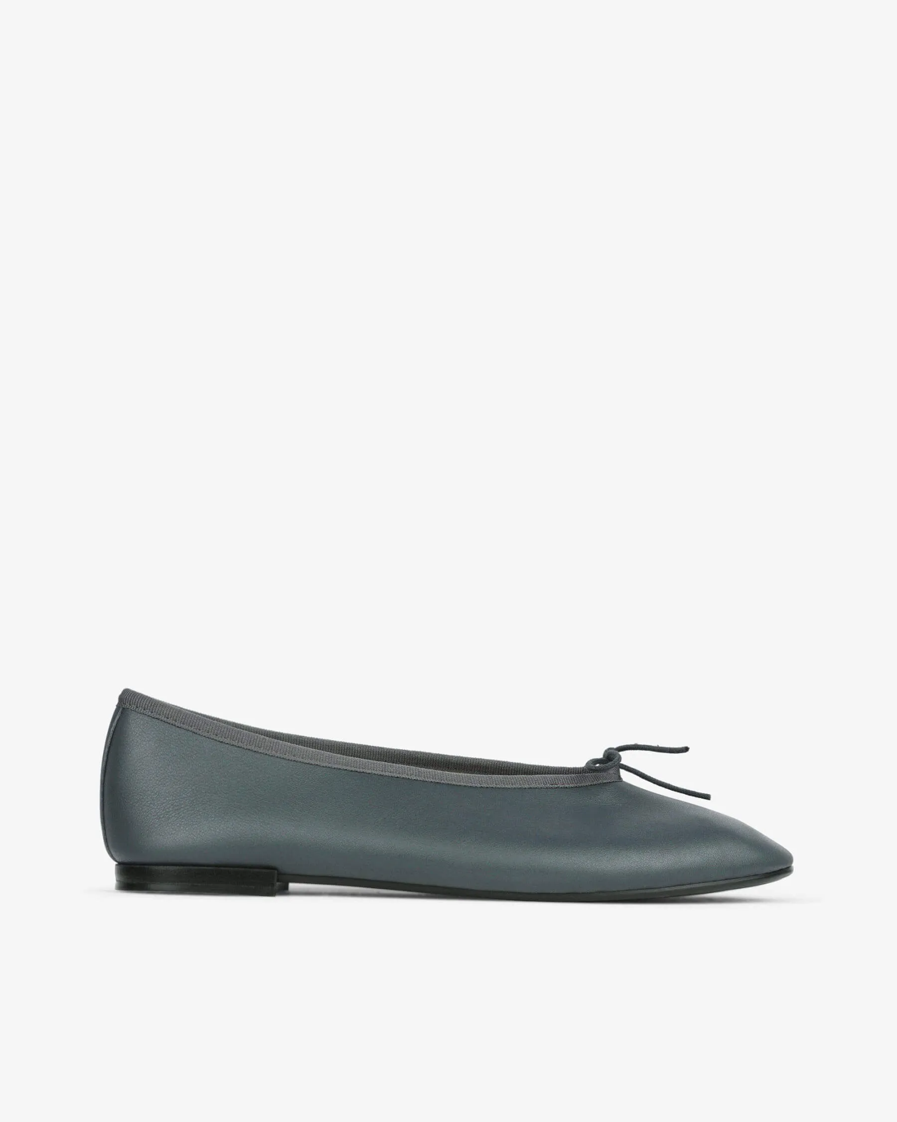 Ballerines Lilouh - bout amande sold by Repetto
