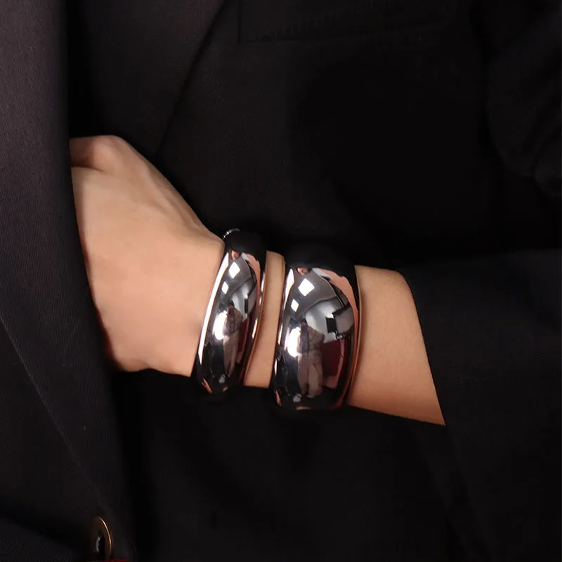 Drop Bangle sold by Retro Chic product image thumbnail 3
