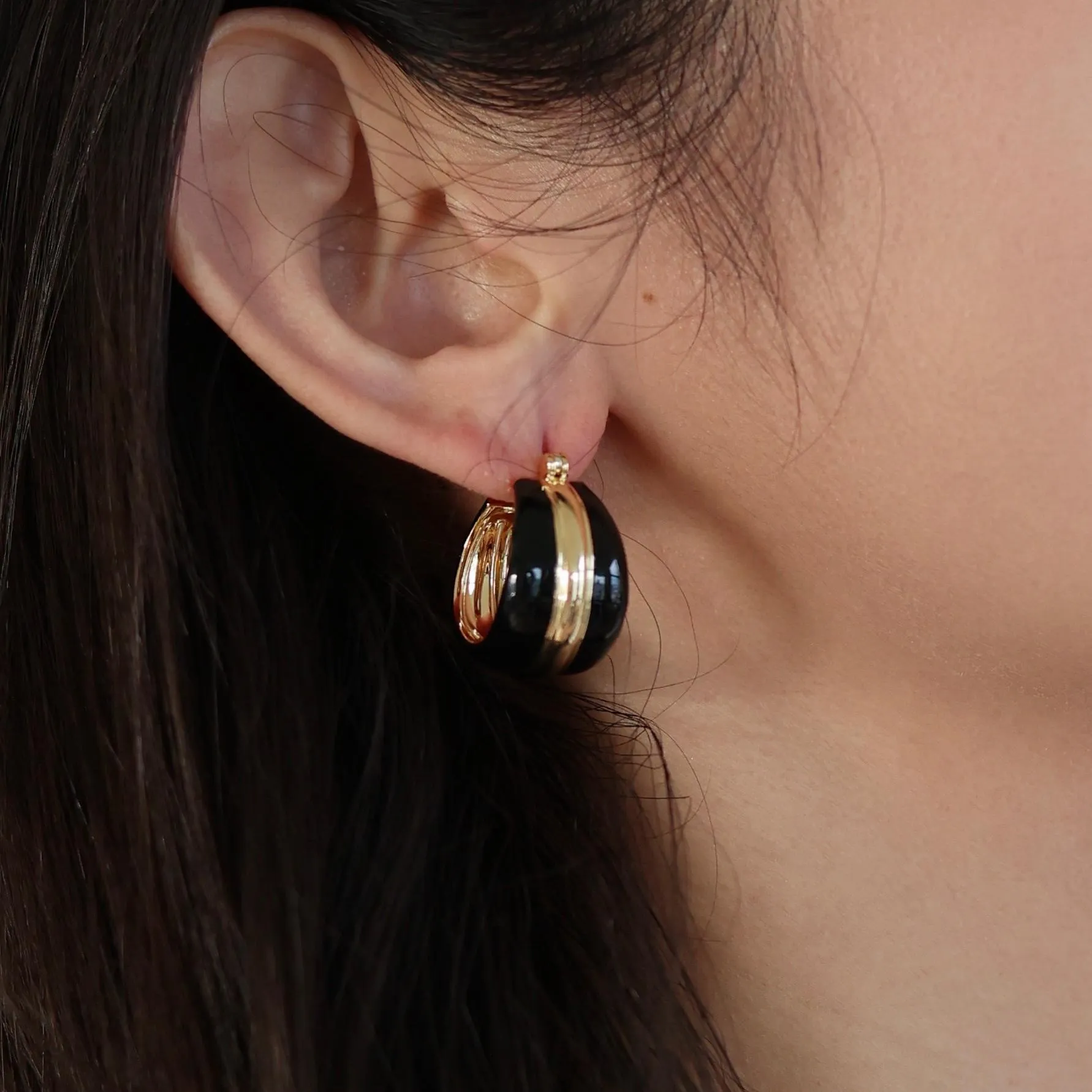 Ostuni Black Hoops Earrings sold by Retro Chic product image thumbnail 2