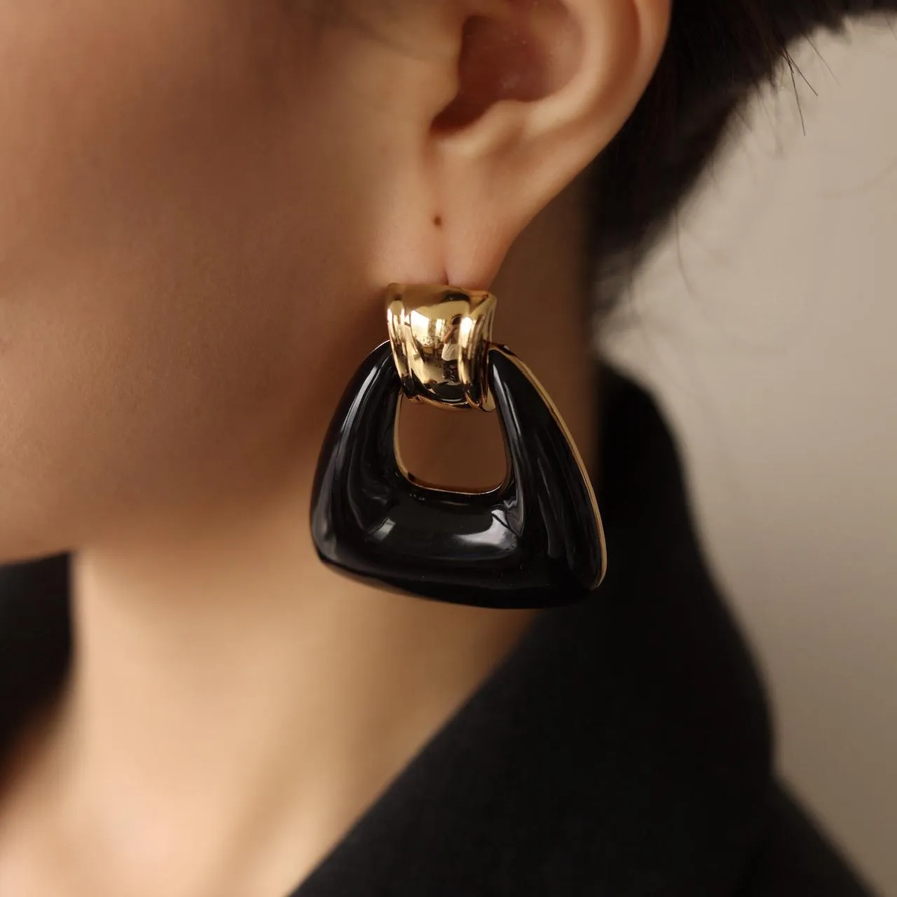 Ostuni Black Earrings/Ear Clip sold by Retro Chic product image thumbnail 3