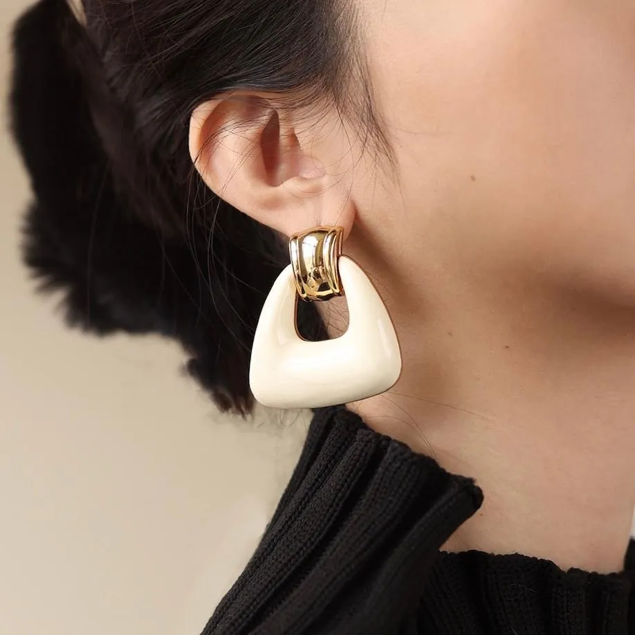 Ostuni White Earrings/Ear Clip sold by Retro Chic product image thumbnail 4
