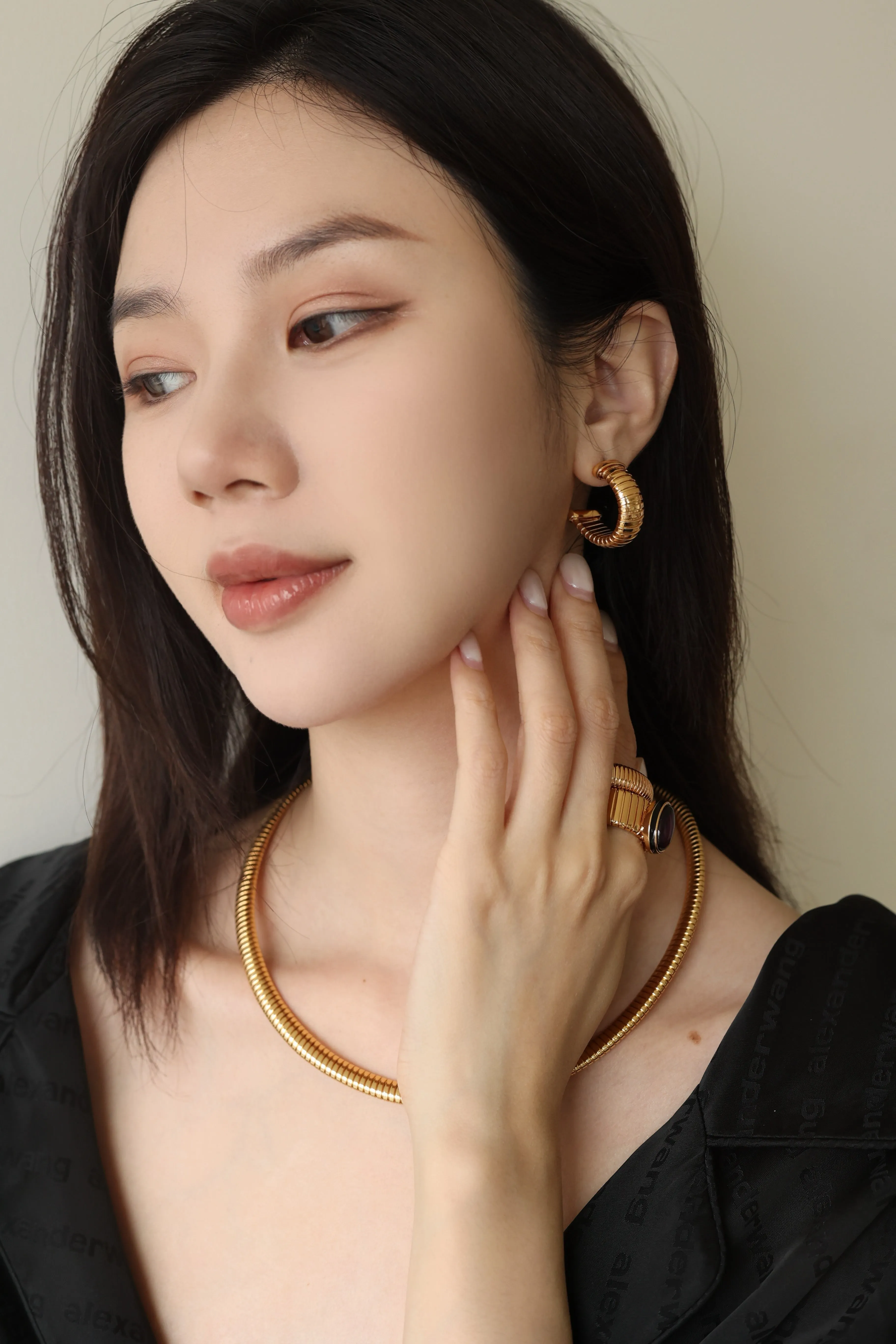 Gold Minimalist Hoop Earrings sold by Retro Chic product image thumbnail 2