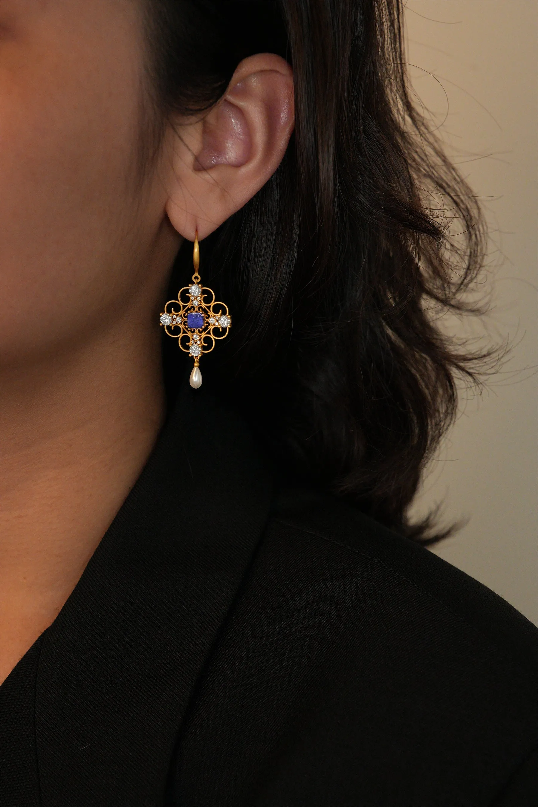 Orchid Dream Pearl Earrings sold by Retro Chic product image thumbnail 3