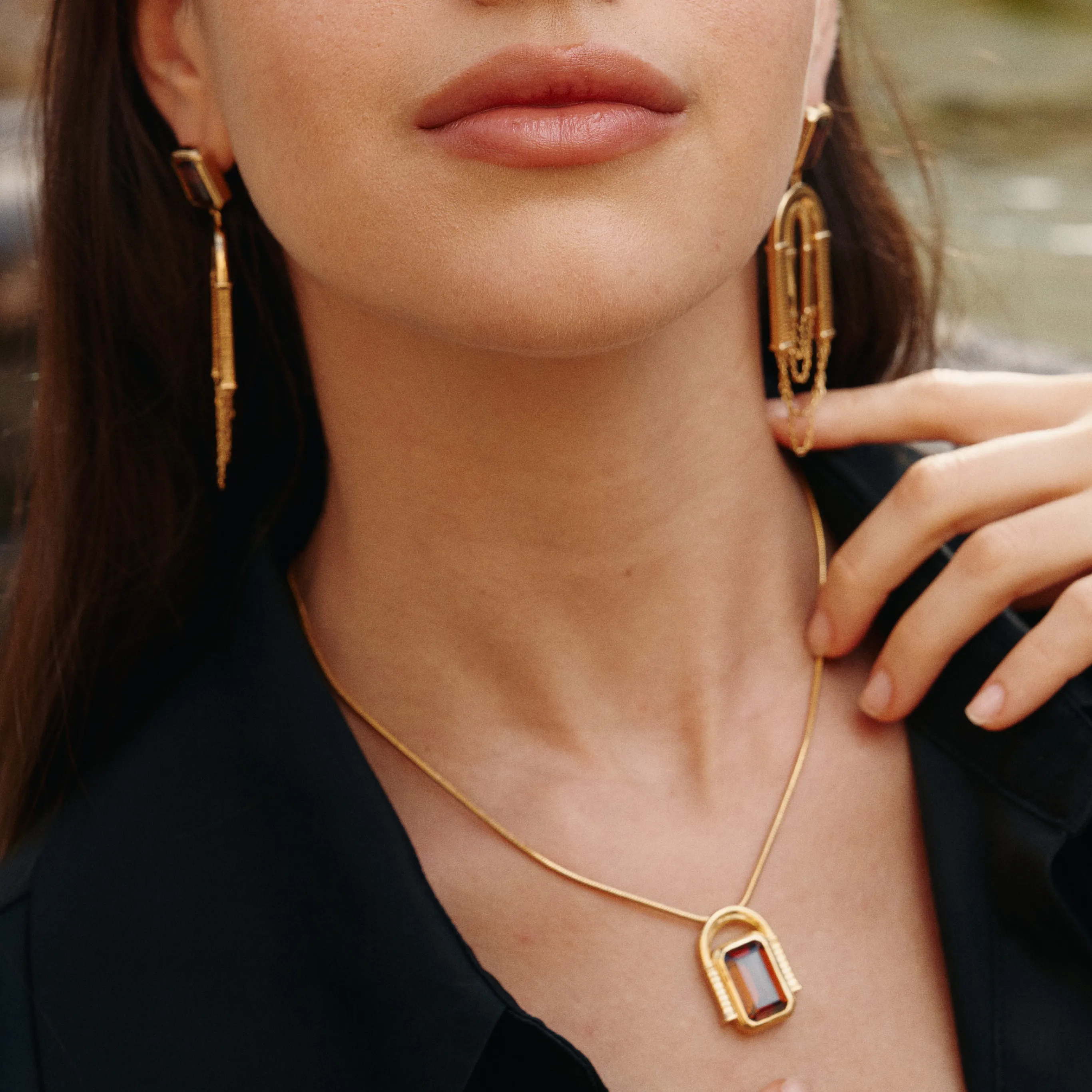 Olympieion Necklace sold by Retro Chic product image thumbnail 2