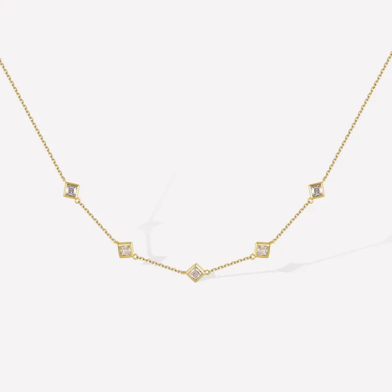 Princess's Delight Necklace made by Retro Chic