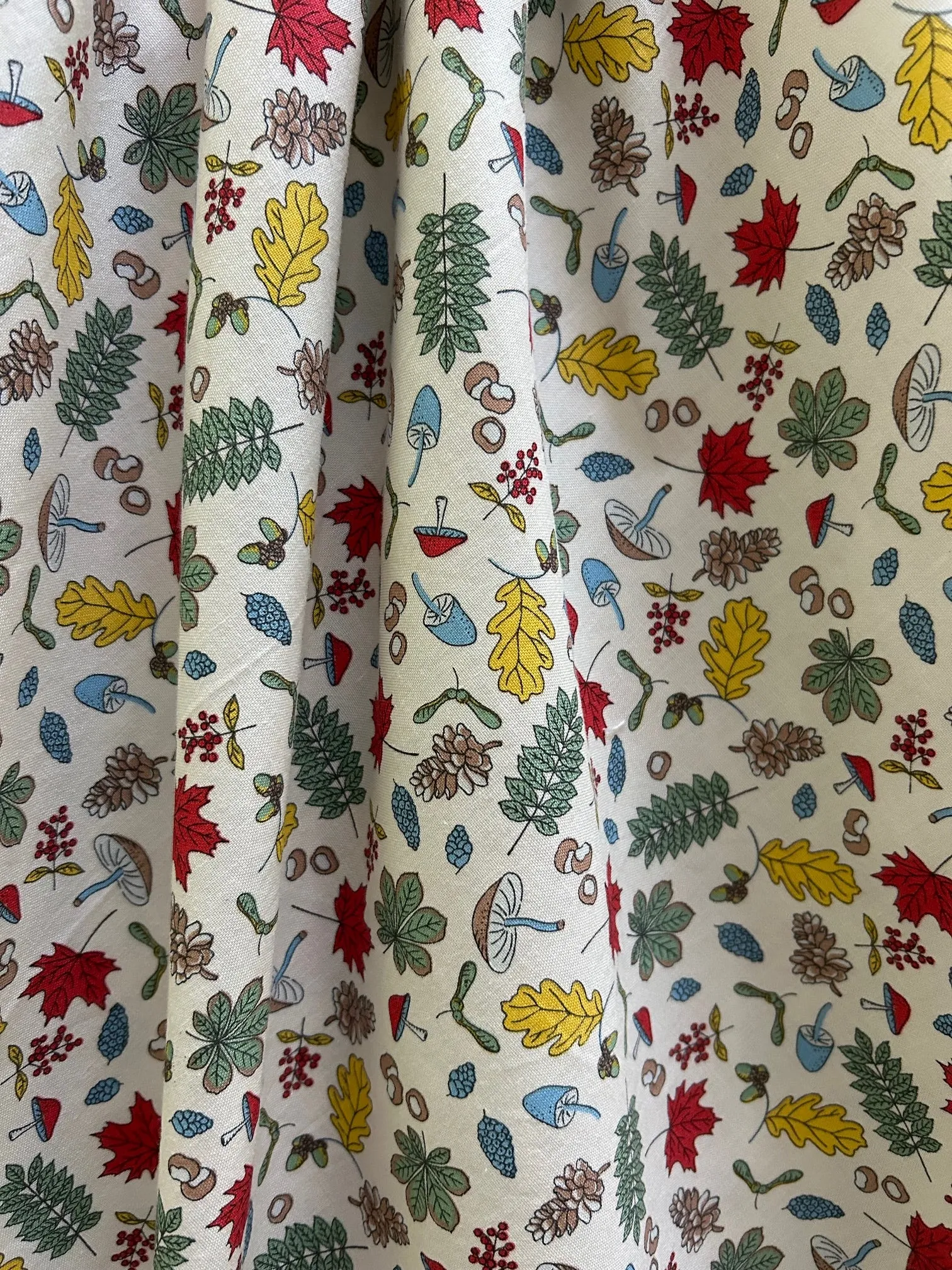 Elizabeth Dress in Woodlands sold by Retrolicious product image thumbnail 3