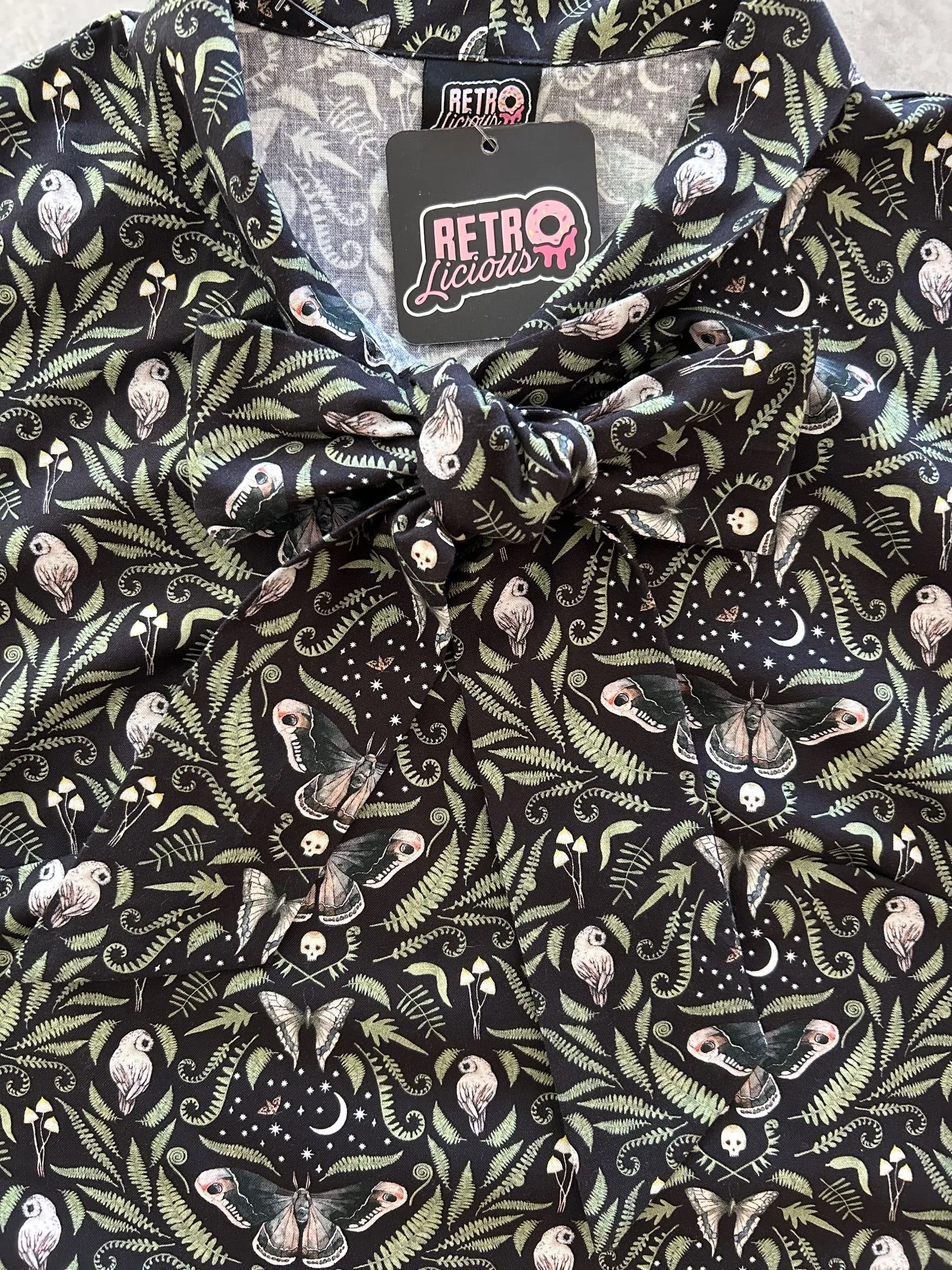 Midnight Bow Top sold by Retrolicious product image thumbnail 2