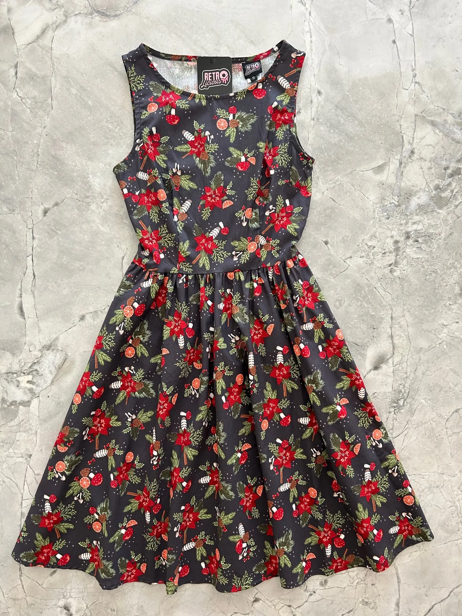 Festive Vintage Dress - XS only, 1 left! sold by Retrolicious