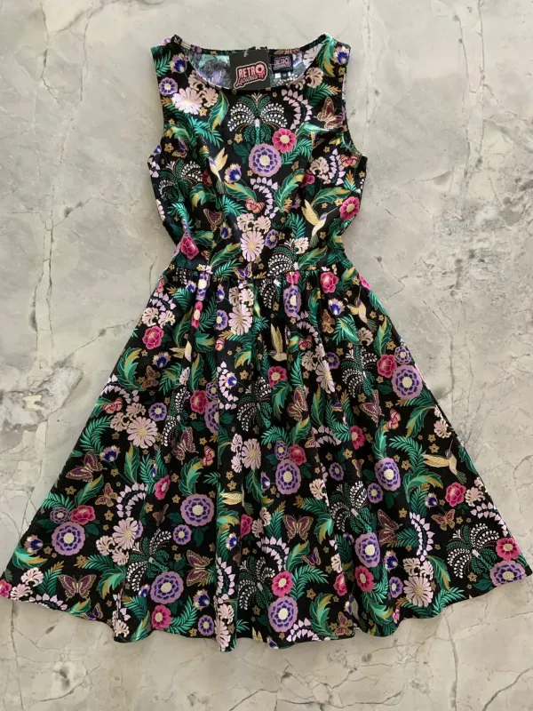 Hummingbird Vintage Dress sold by Retrolicious