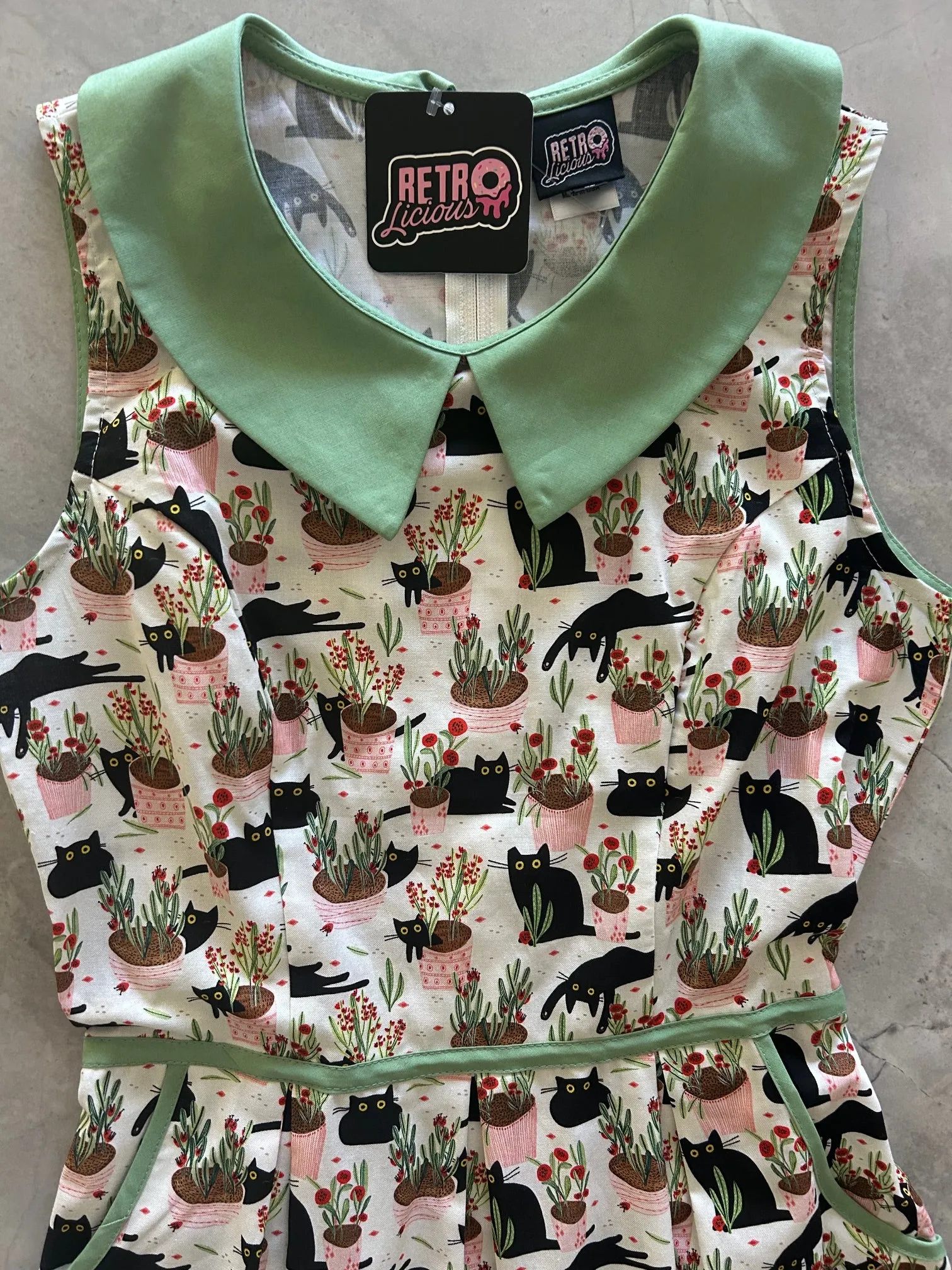 Cats & Plants Collared Dress - 3X only, 1 left! sold by Retrolicious product image thumbnail 2