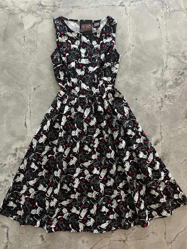 Cats & Hearts Midi Dress - Medium only, 1 left! sold by Retrolicious