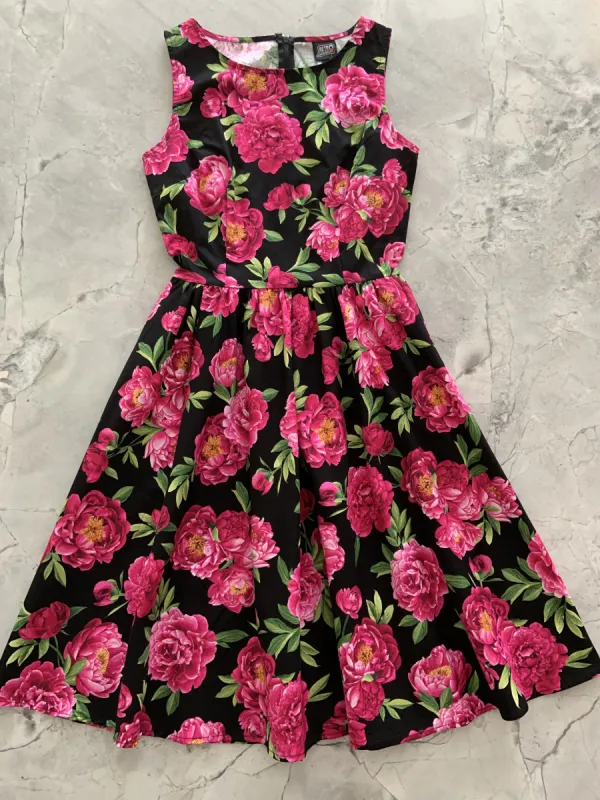 4860 Fuchsia Floral Vintage Dress - XS only, 1 left! sold by Retrolicious