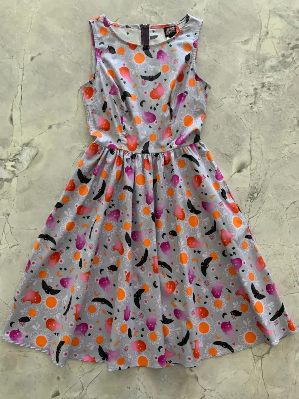 4937 Ghosts & Owls Vintage Dress - XS only, 1 left! sold by Retrolicious
