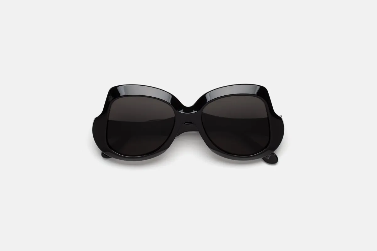 Quelyfish Black sold by RetroSuperFuture